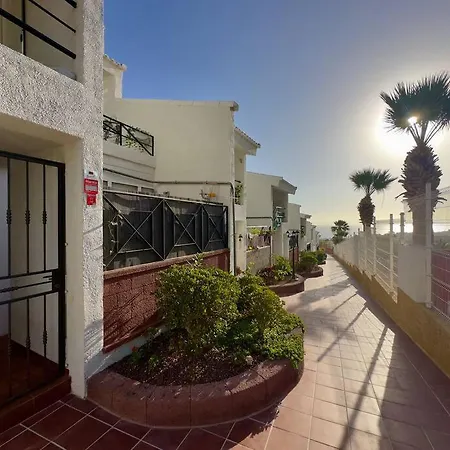 Modern 1b - Torviscas Apartment